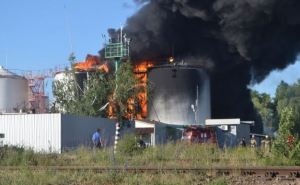В Киеве из-за пожара на нефтебазе опасные вещества в воздухе превышают предельно допустимые нормы в 2,5 — 6,7 раз. — Кличко