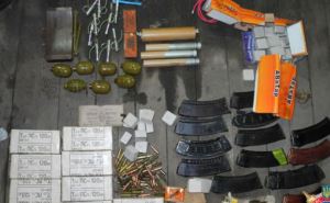 В Донецкой области обнаружили два склада с боеприпасами и взрывчаткой (фото)