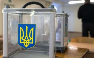 Более миллиона переселенцев из Донбасса и Крыма лишила права голоса