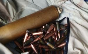Пограничники Луганского отряда обнаружили боеприпасы в посылке