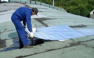 Жители Луганска будут за свой счет ремонтировать крыши многоэтажек