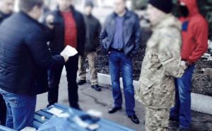В Луганской области задержали полковника, который «крышевал» бизнес (фото)