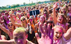 В Луганске пройдет праздник красок «Грязные танцы»