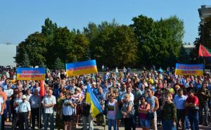 В Лисичанске шахтеры устроили акцию протеста (фото, видео)