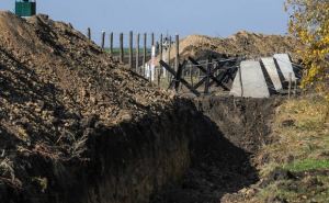 Луганская прокуратура требует от пограничников оформления земельных участков под строительство «Стены»