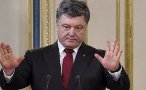 Половина украинцев недовольна работой Порошенко. — Опрос