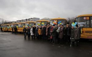 Школьный автопарк Луганской области пополнили 14 новых автобусов (фото)
