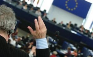 Совет ЕС одобрил безвизовый режим с Украиной