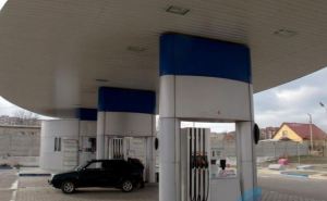 Стоимость бензина и дизельного топлива на заправках Луганска