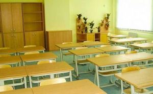 В Северодонецке из-за похолодания приостановили занятия в школах