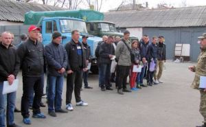 С начала года более 600 жителей Харьковской области подписали армейский контракт