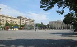 В Харькове из-за ложного заминирования эвакуировали людей с площади Свободы