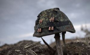 Около 300 украинских военных покончили с собой на Донбассе. — Эксперт