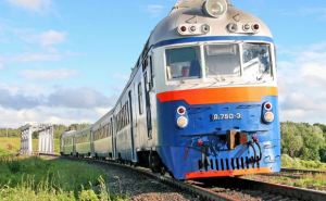 С июля начнет курсировать поезд «Мариуполь — Харьков»