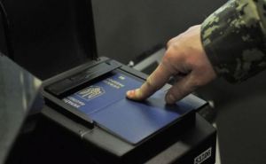 С 1 января Украина вводит биометрический контроль на границе