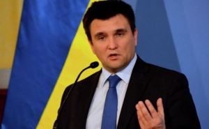 Главный украинский дипломат прокомментировал идею размещения миротворцев на Донбассе