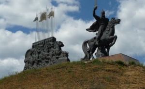 ОБСЕ установит видеокамеры в районе памятника князю Игорю