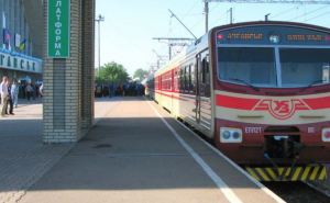 Назначен временный пассажирский поезд «Дебальцево — Енакиево — Луганск»
