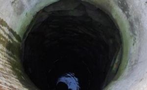 Пенсионерка просидела 12 часов в яме на глубине 4-х метров