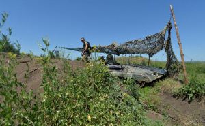 Украинские военные третий день строят новые позиции у Станицы Луганской