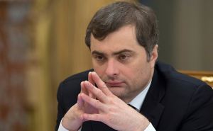 Сурков везёт в Берлин условия новой газовой сделки, соглашения по обмену и дорожную карту