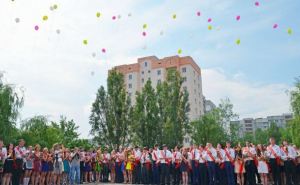 В Луганске рассказали как будут выдавать аттестаты выпускникам этого года