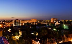 На улицах Луганска в течении каждого месяца появляется не менее 90 новых светильников