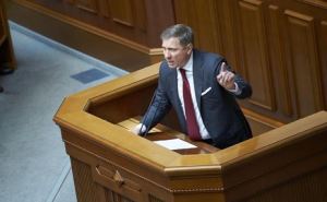 Народный депутат потребовал снять с должности луганского губернатора Сергея Гайдая