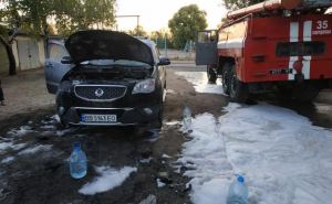 В Северодонецке на рассвете сожгли 9 автомобилей в центре города. ФОТО