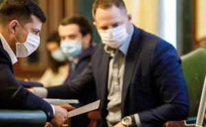 Президент Зеленский госпитализирован из-за коронавируса