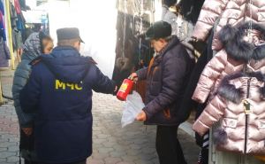 В Луганске мошенники в форме МЧС проводят проверку пожарной безопасности и вымогают деньги