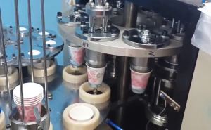 В Луганске запустили производство бумажных стаканчиков для кофе