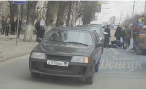 В Донецке на пешеходном переходе детей сбили два джипа