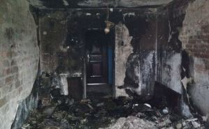 Пожарные эвакуировали из горящего общежития 25 человек, в том числе двух детей
