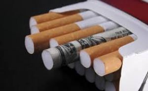 Цены на сигареты на Украине поднимутся до 100 грн за пачку