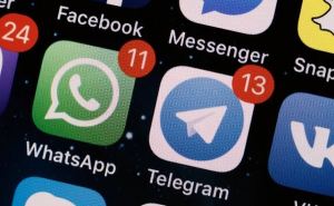 Павел Дуров рассказал, почему опасно использовать Messenger и WhatsApp