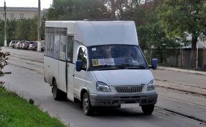 Плохое состояние маршруток, нарушение графика и хамское поведение водителей: луганчане жалуются на работу транспорта