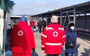 Сегодня на КПВВ «Станица Луганская» прекратили работу пункты помощи Красного Креста
