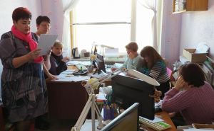 Всех пенсионеров из Счастья отправляют в Жовтневый район Луганска