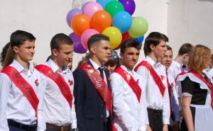 Последний звонок в школах Луганщины запланирован на 25 мая