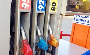 Снизилась цена на бензин и дизтопливо на АЗС Луганщины