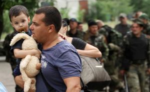 В Украине смягчат запрет на выезд для мужчин: кто сможет уехать из страны
