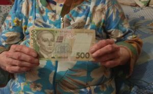 Пенсионерам будут платить по 500 гривен в день рождения
