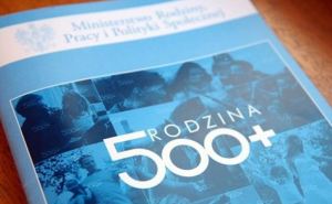 В Польше начался прием заявлений на пособие для ребенка 500+