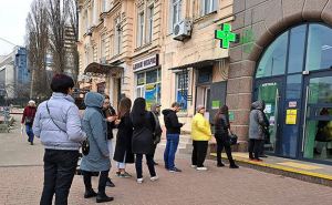 Украинцы испугались э-рецептов и ринулись в аптеки: в Минздраве успокоили
