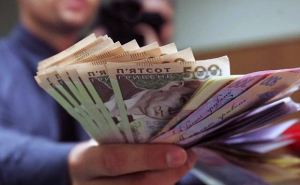 В Украине хотят удерживать до 10% из зарплат граждан: куда пойдут «кровно заработанные»