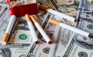 Нелегальный рынок табака достиг апогея. Рада ограничит работу duty-free, чтобы победить табачный теневой рынок