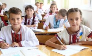 Для детей в Польше возобновлен набор на обучение в школе по украинской программе: где и кому доступно