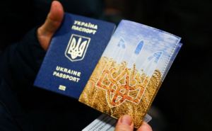 Гражданам Украины будут оформлять паспорта по новым правилам. Уже с июня