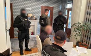 Что делают пограничники в Молдове с мужчинами — украинцами нелегально перешедшими границу